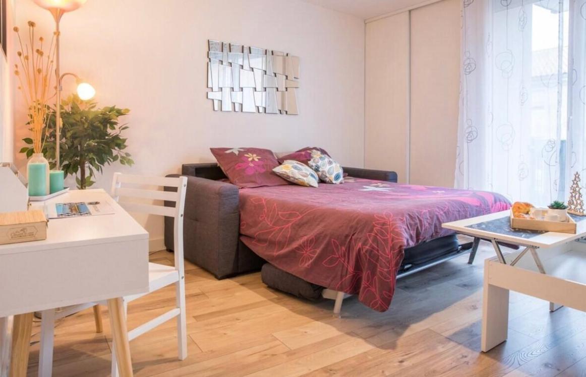 Charmant Appartement T1 Macon Bagian luar foto